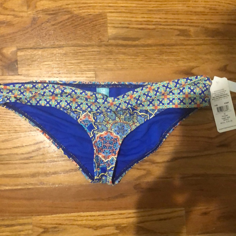Bikini bottoms